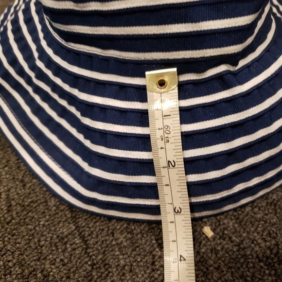 Two Floppy Sun Hats - Picture 10 of 11